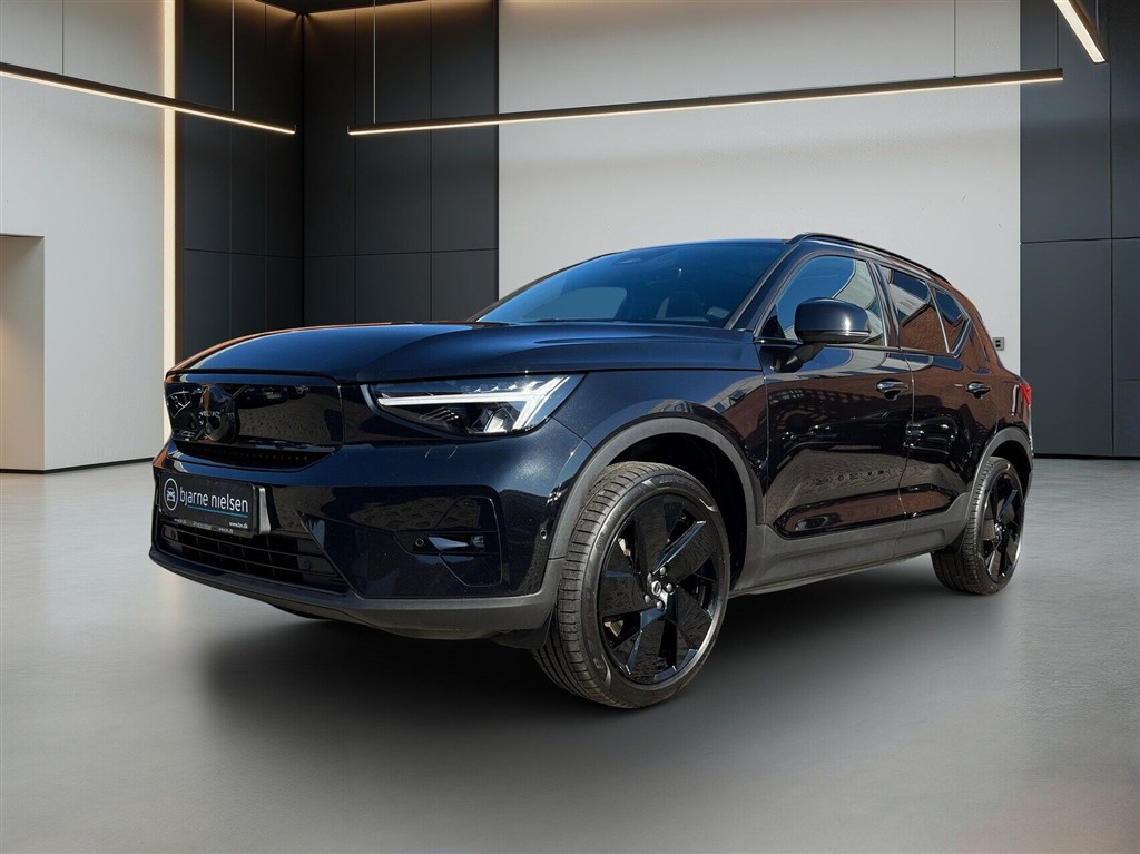Volvo EX40 Black Edition