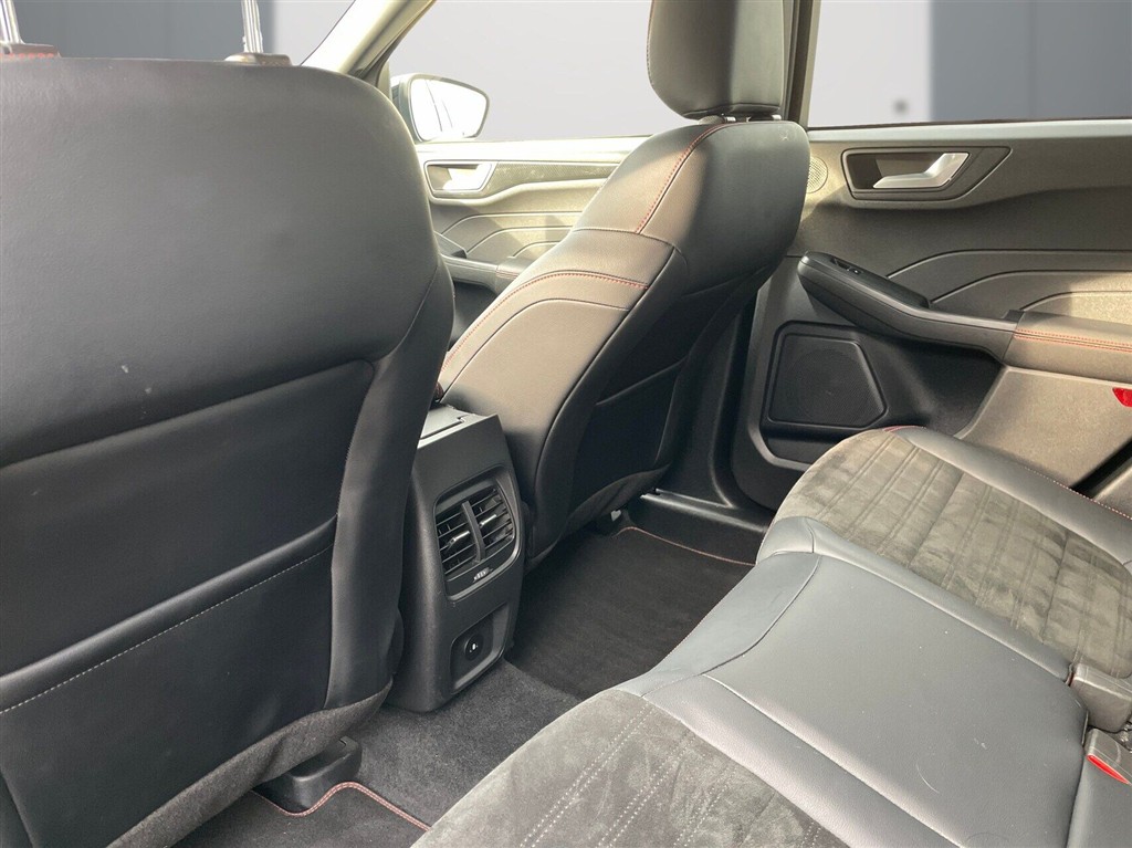 Ford Kuga ST-Line X billede 12