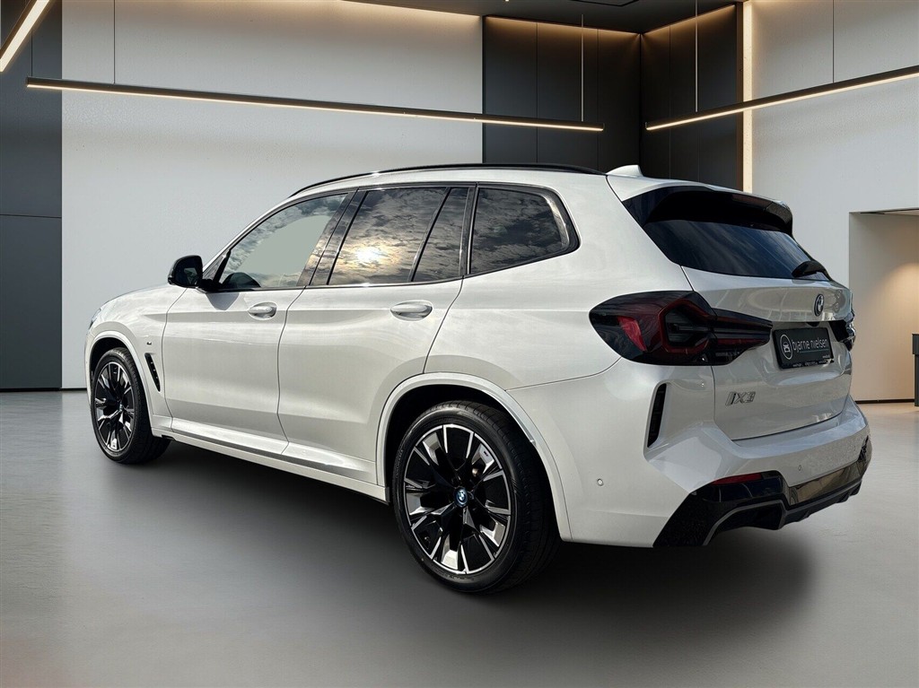 BMW iX3 M-Sport Charged Plus billede 4