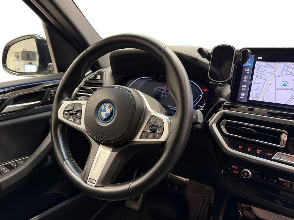 BMW iX3 M-Sport Charged billede 9