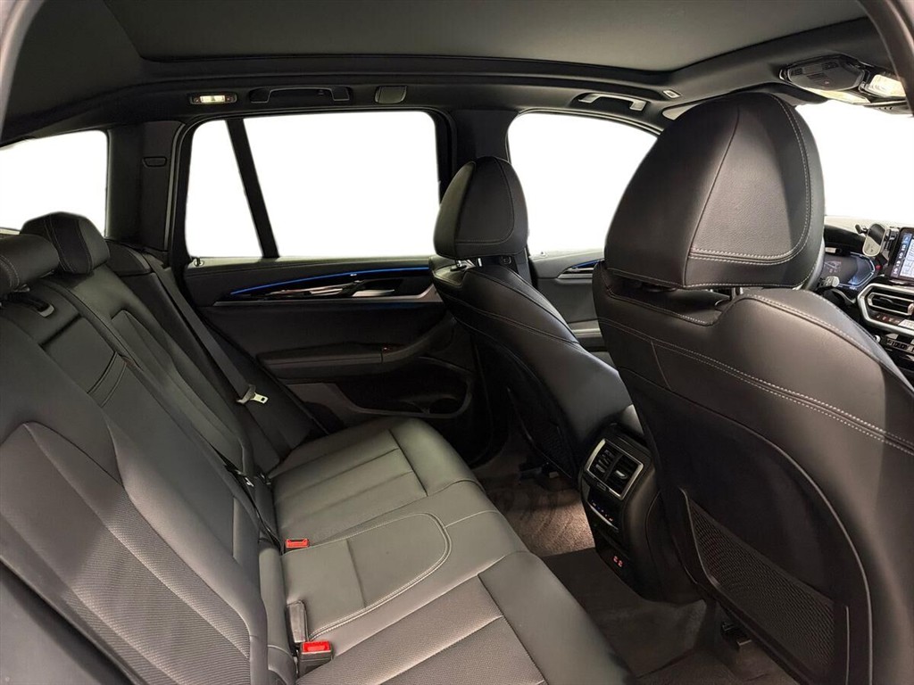 BMW iX3 M-Sport Charged billede 12