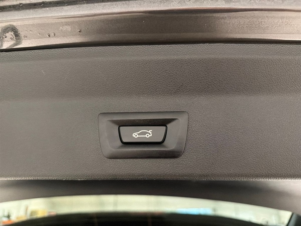 BMW iX3 M-Sport Charged billede 15