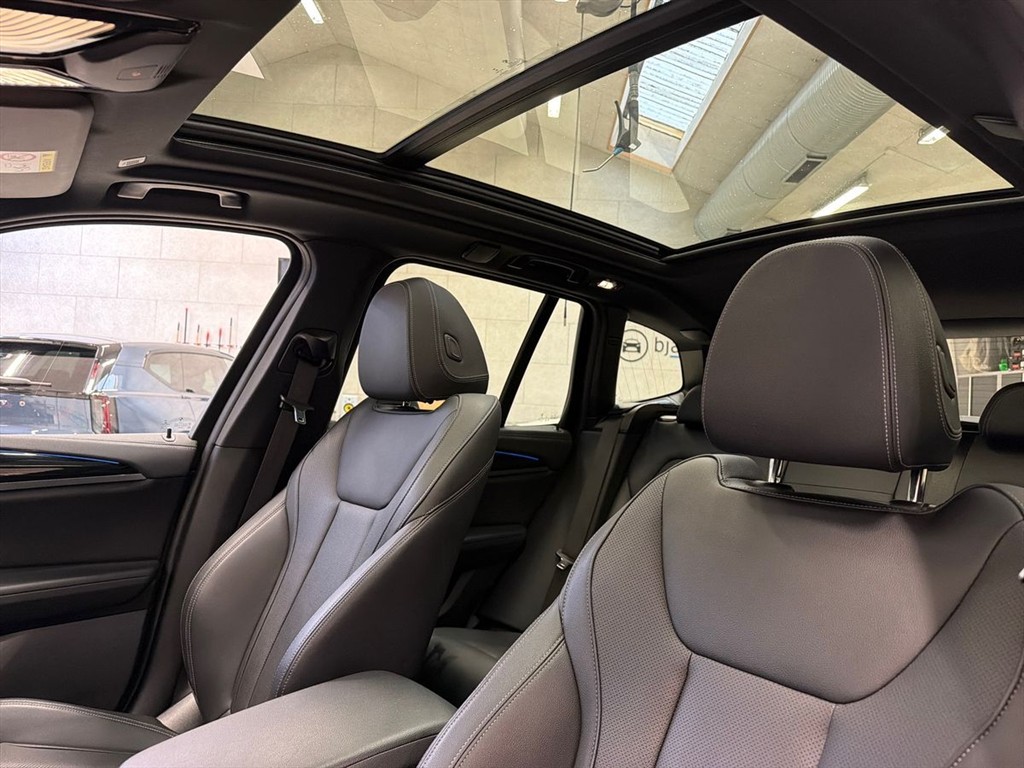 BMW iX3 M-Sport Charged billede 17