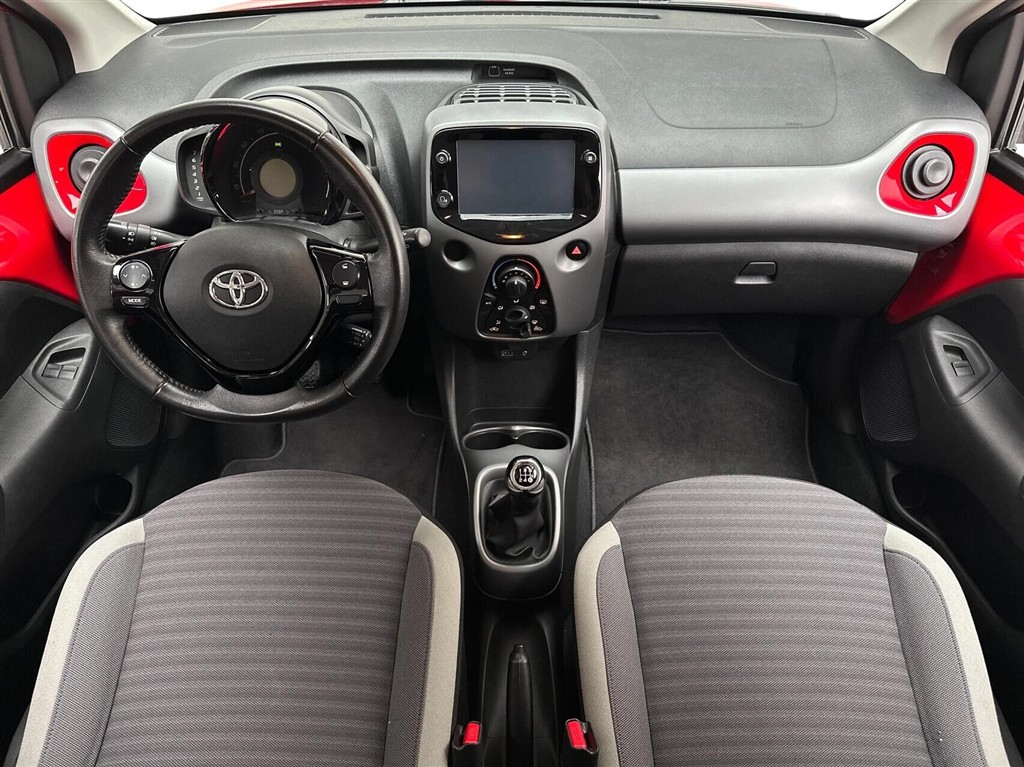 Toyota Aygo X-plore DAB+ billede 5