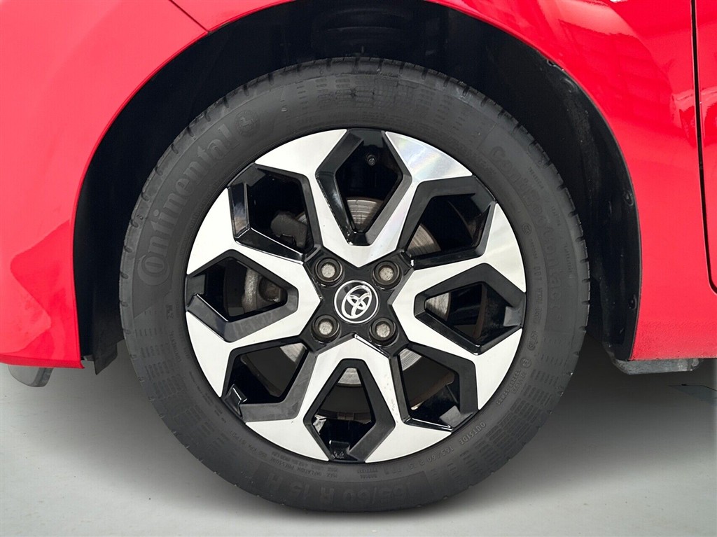 Toyota Aygo X-plore DAB+ billede 9