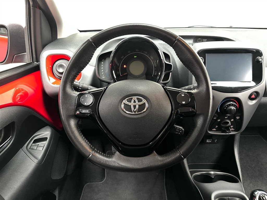 Toyota Aygo X-plore DAB+ billede 10