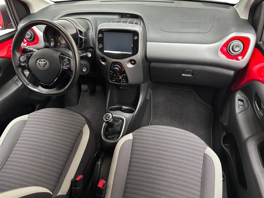 Toyota Aygo X-plore DAB+ billede 11
