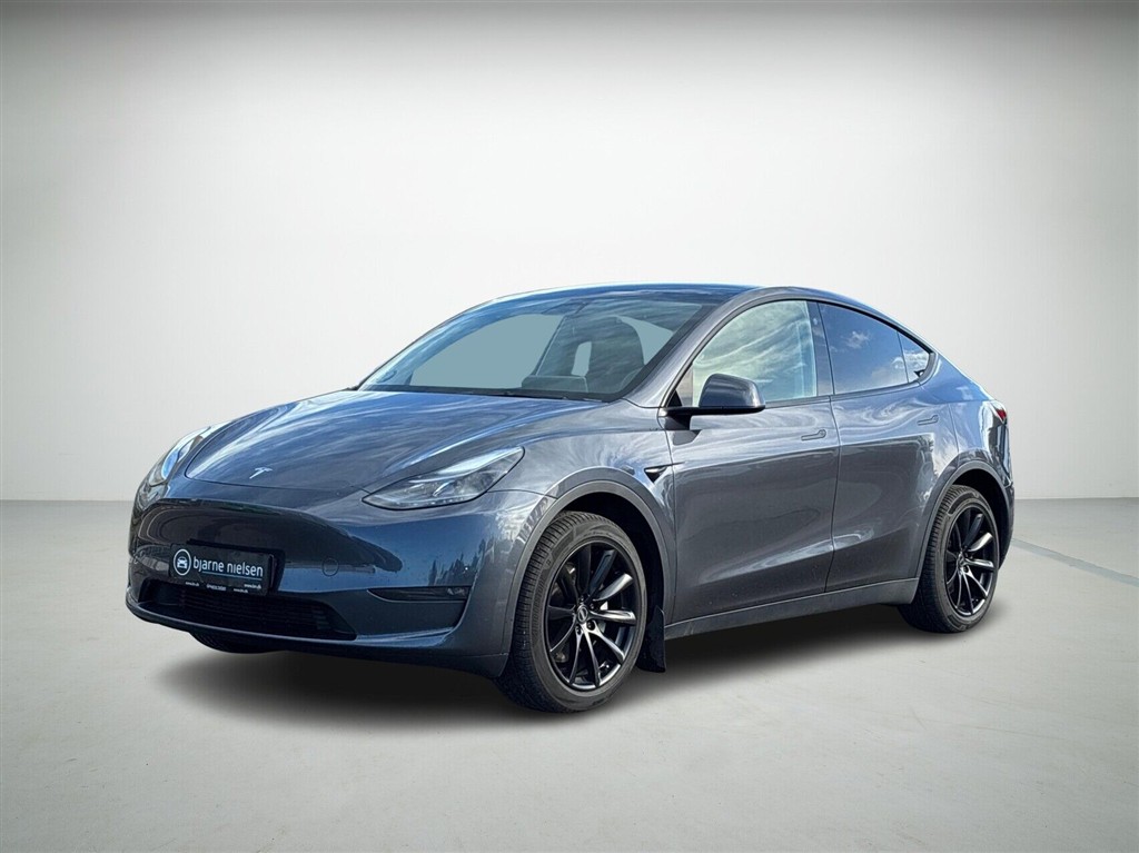 Tesla Model Y Long Range