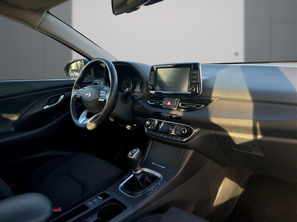 Hyundai i30 Essential billede 8