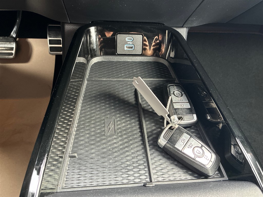 Ford Mustang Mach-E UR billede 19