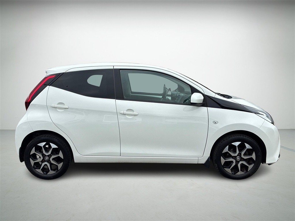 Toyota Aygo X-Cellence + Connect billede 5