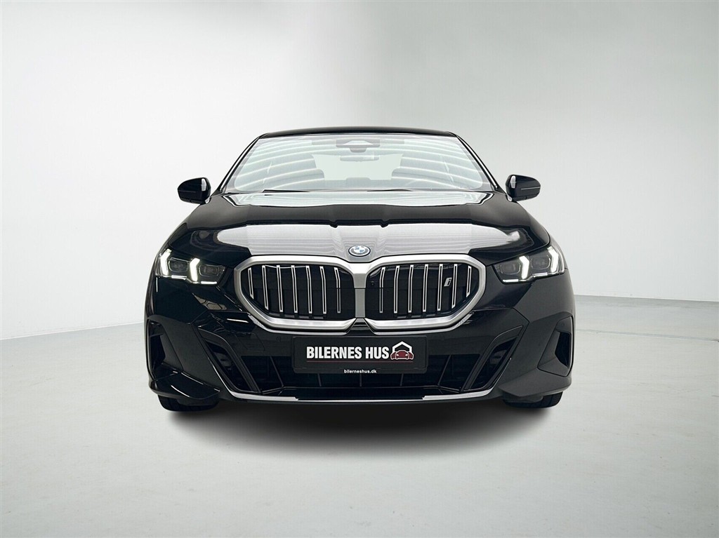 BMW i5 Fully Charged billede 7