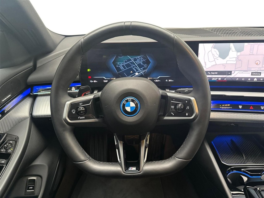 BMW i5 Fully Charged billede 10