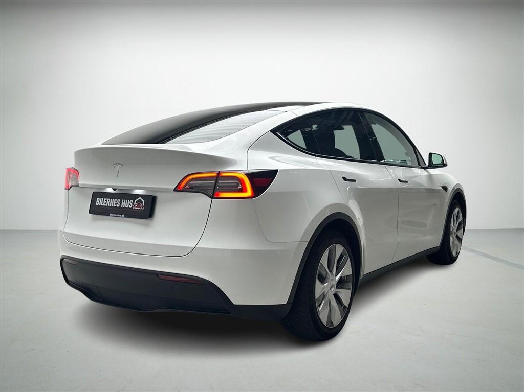 generic.car generic.image 2