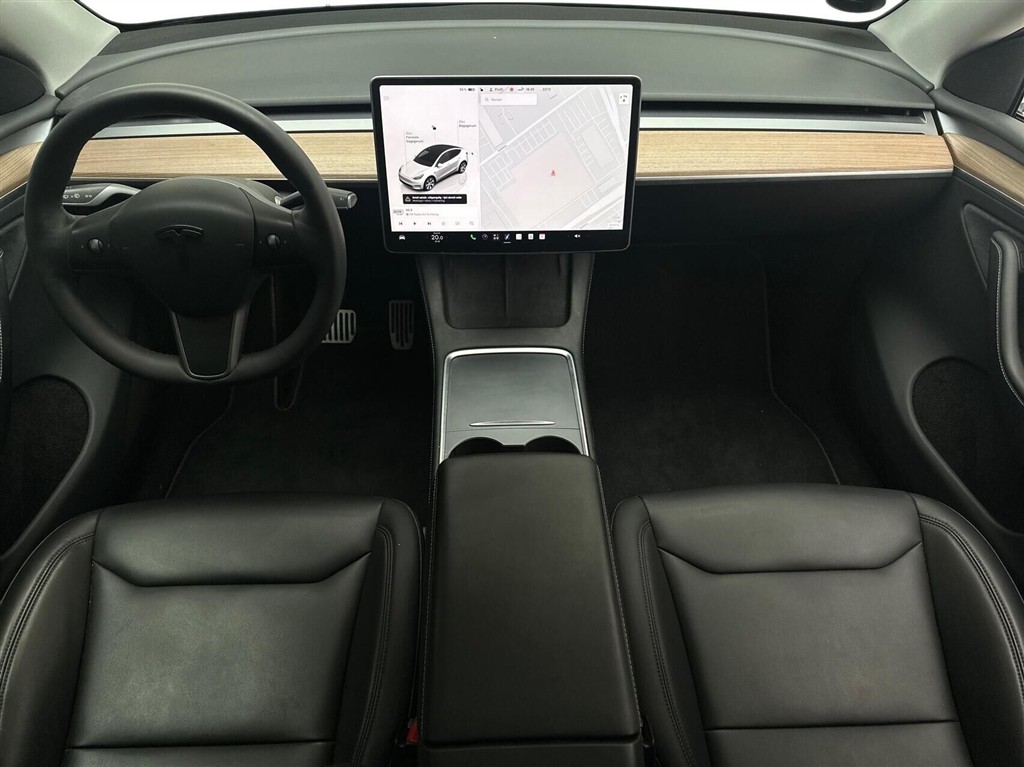 generic.car generic.image 5