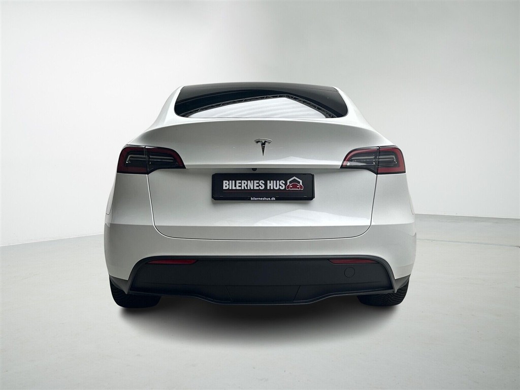 generic.car generic.image 8