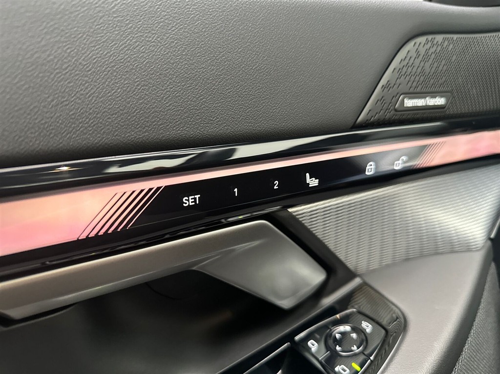 BMW i5 Fully Charged billede 19
