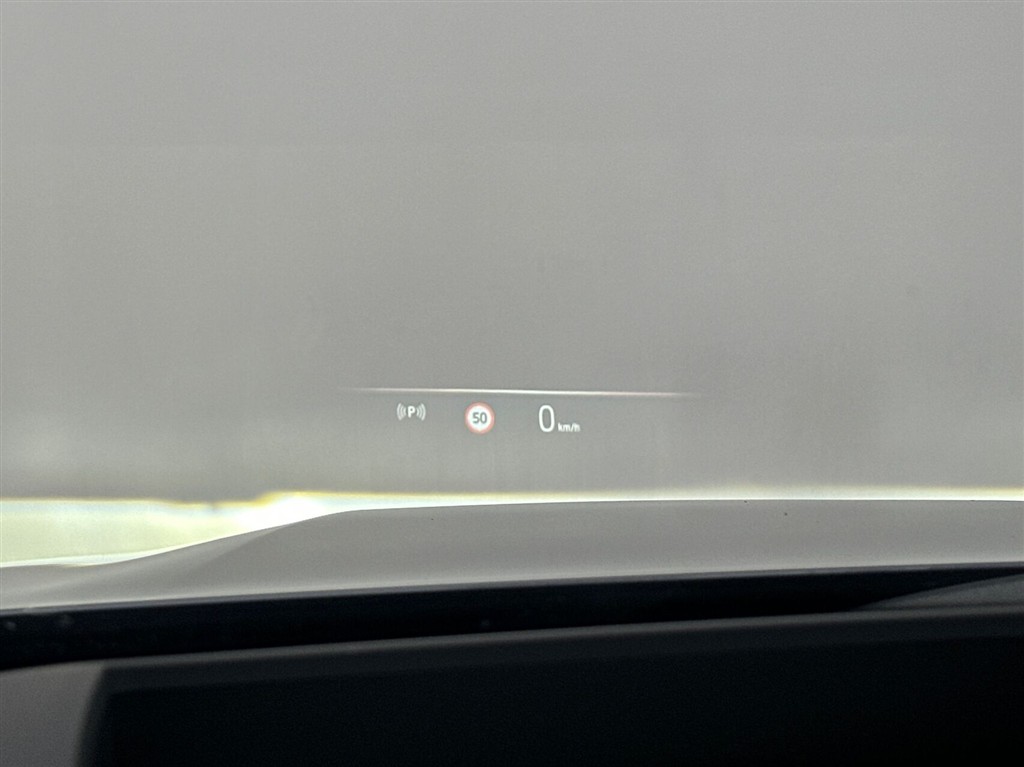 BMW i5 Fully Charged billede 26