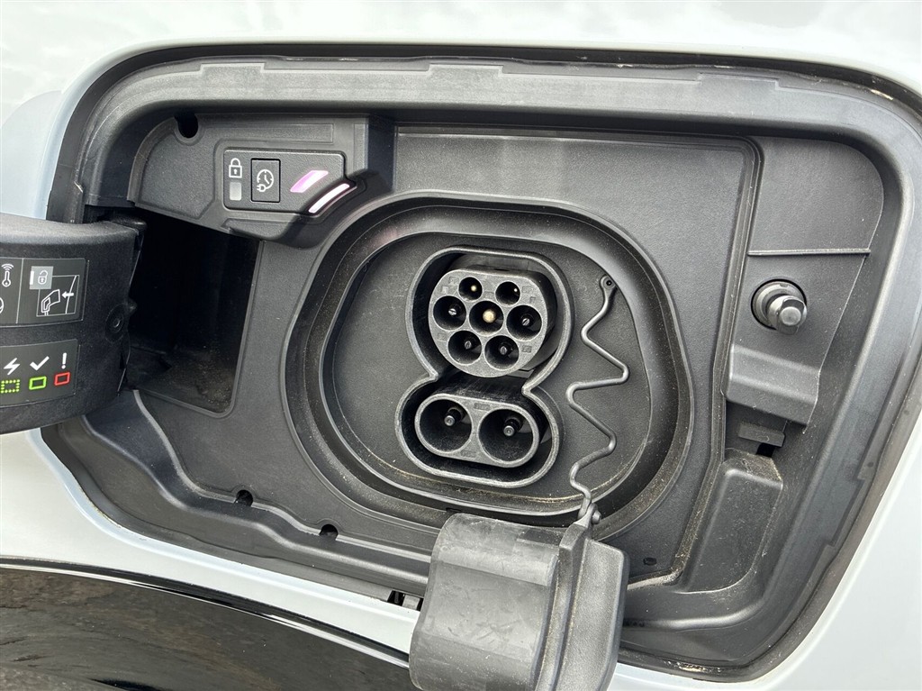 Peugeot e-3008 GT Pack billede 21