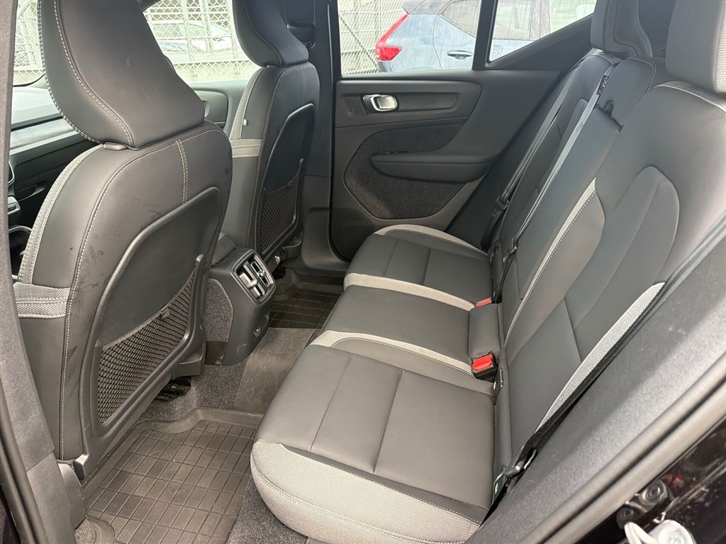 Volvo XC40 Core billede 7