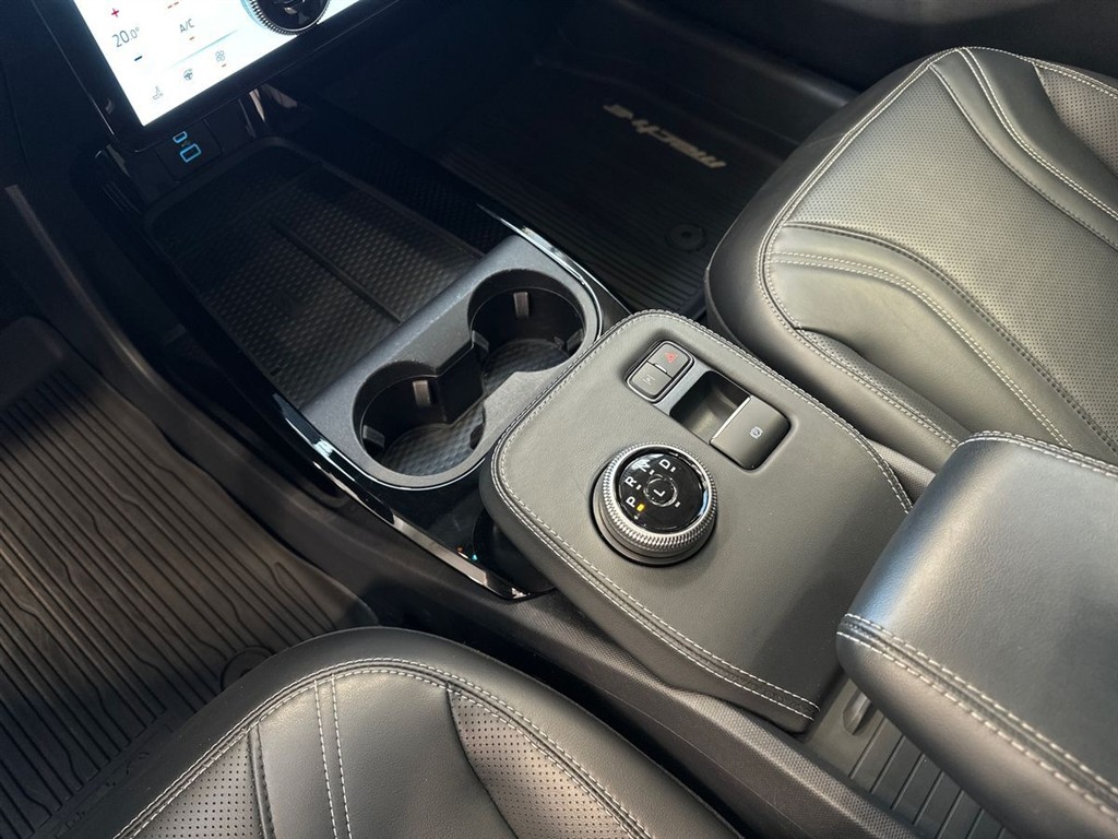 Ford Mustang Mach-E SR billede 15