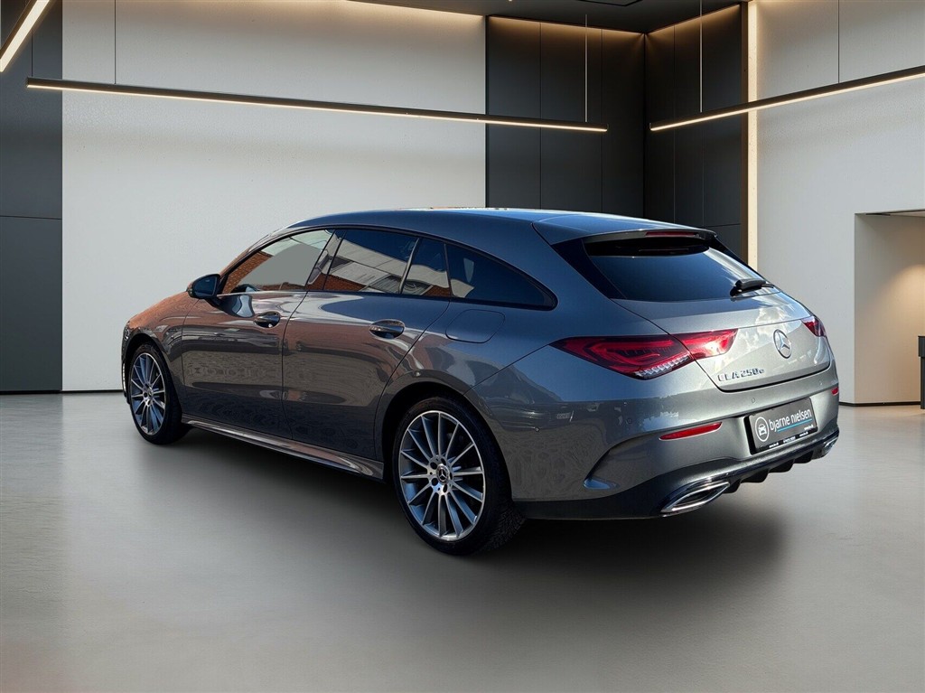 Mercedes-Benz CLA250 e AMG Line billede 3