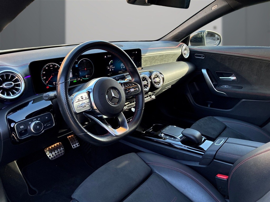 Mercedes-Benz CLA250 e AMG Line billede 11