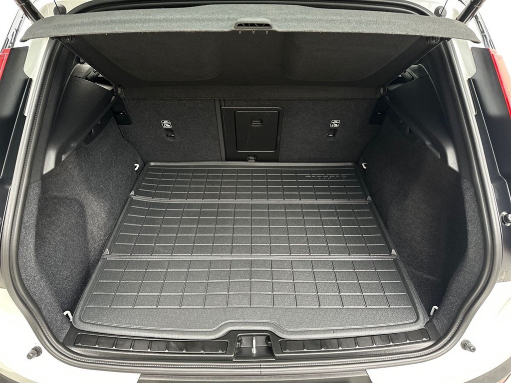 generic.car generic.image 14