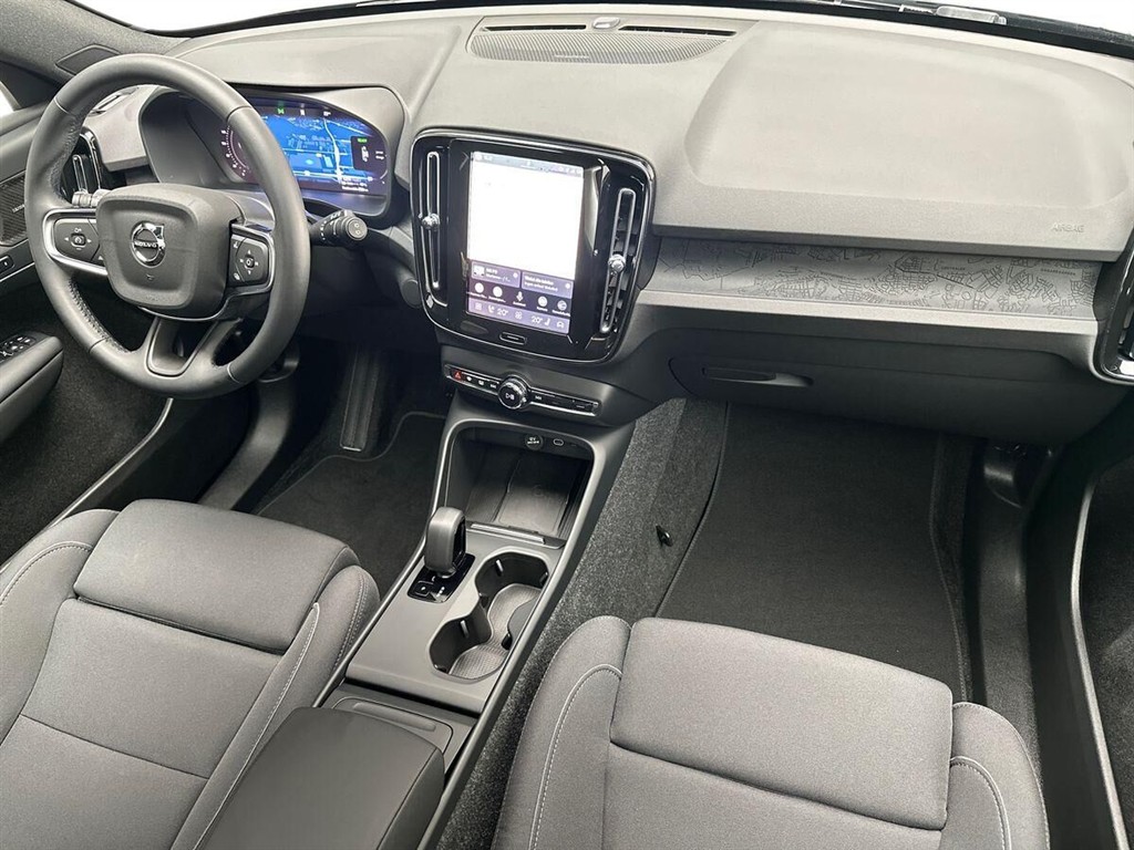 Volvo EX40 Black Edition billede 5