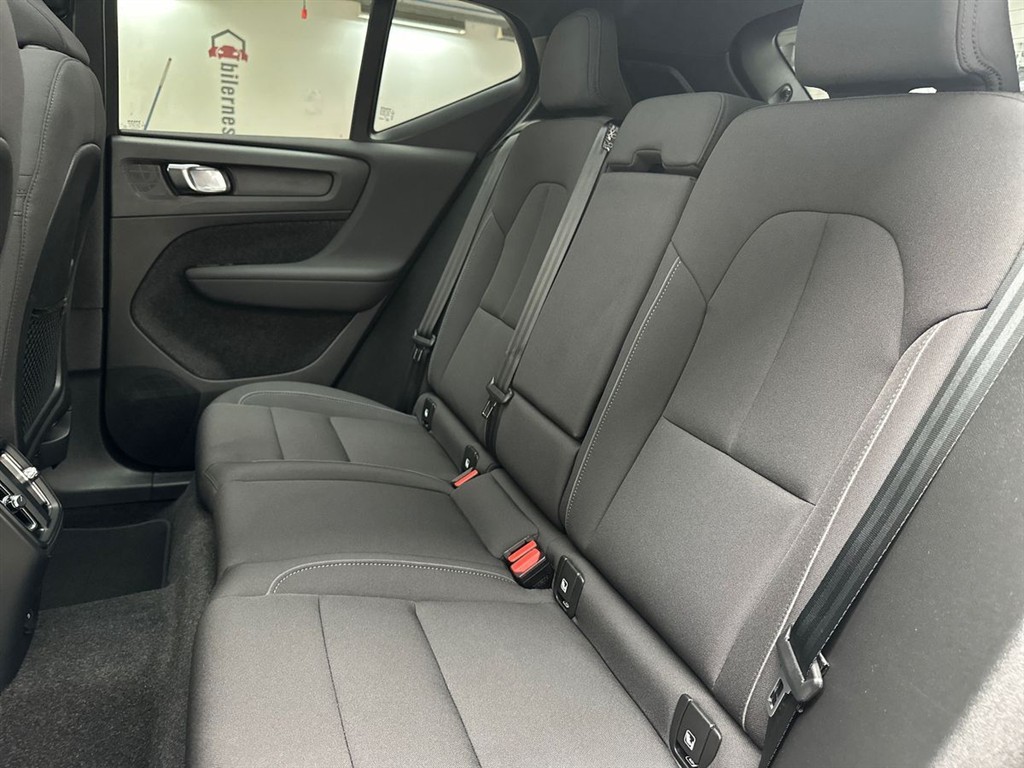 Volvo EX40 Black Edition billede 7