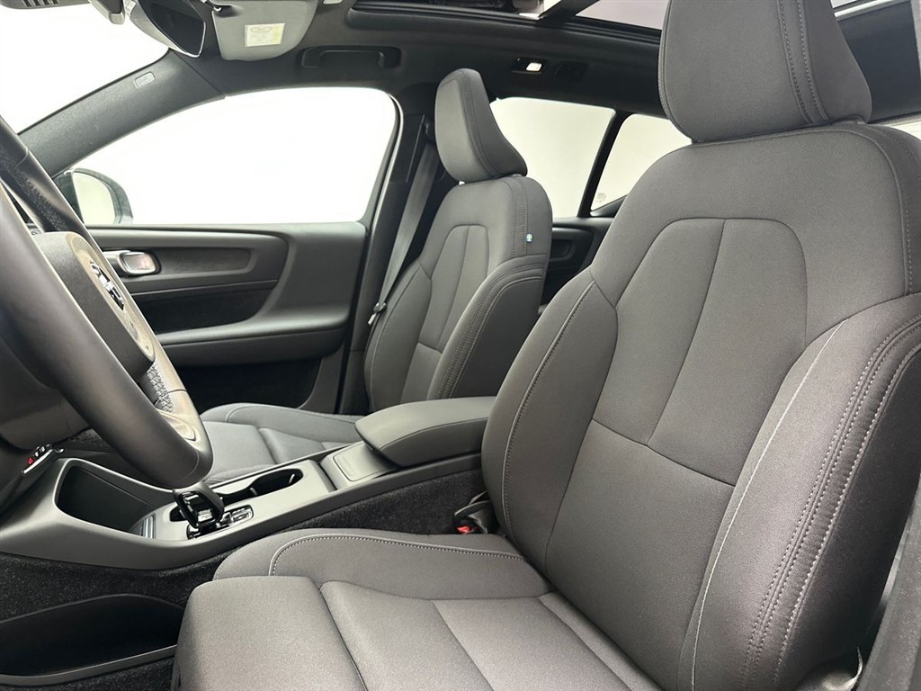 Volvo EX40 Black Edition billede 16