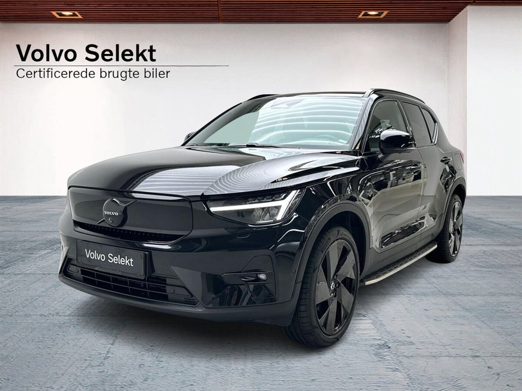 Volvo EX40 Black Edition