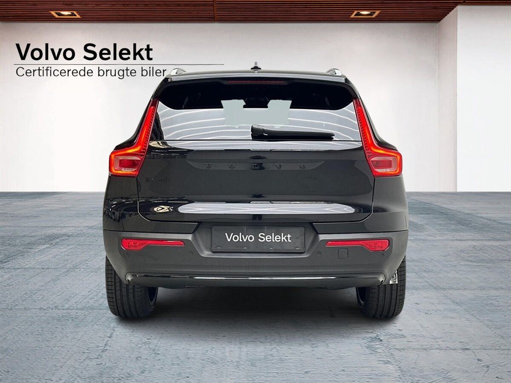 Volvo EX40 Black Edition billede 8