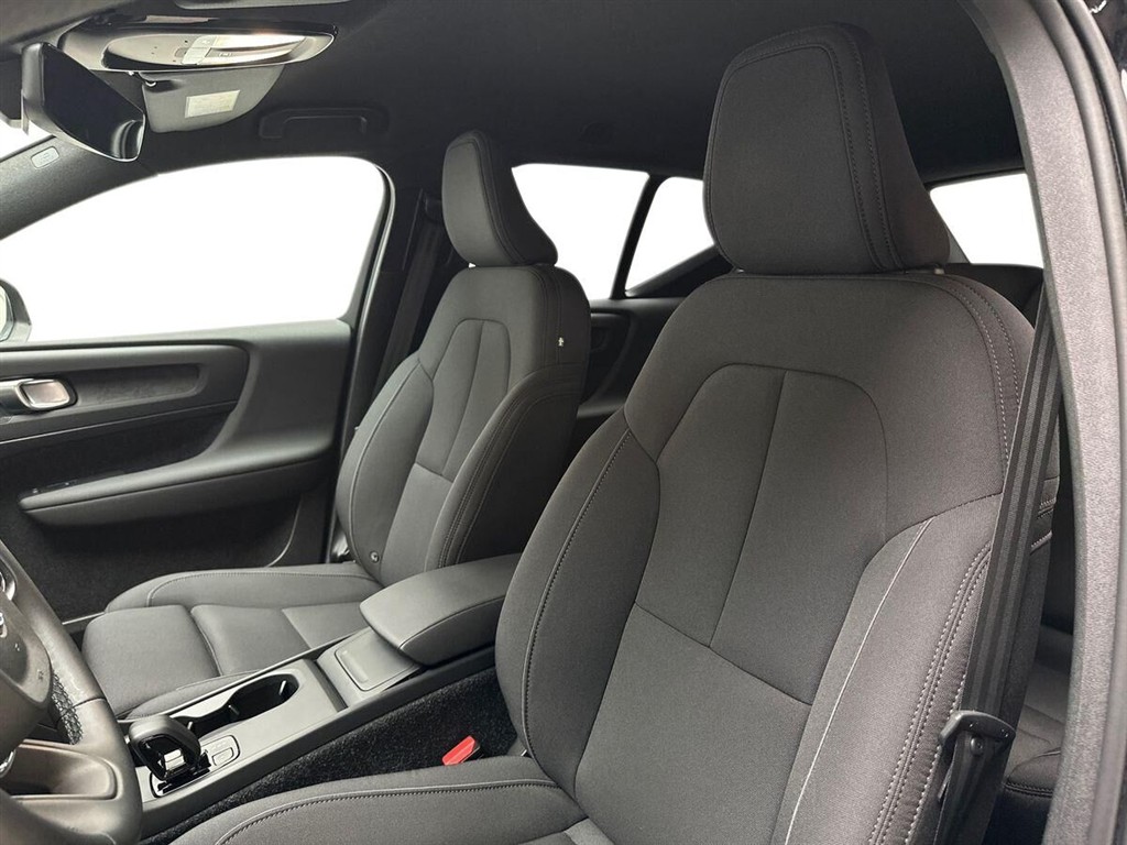 Volvo EX40 Black Edition billede 15