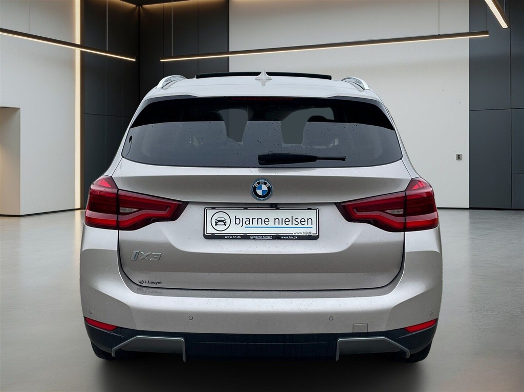 BMW iX3 Charged Plus billede 3