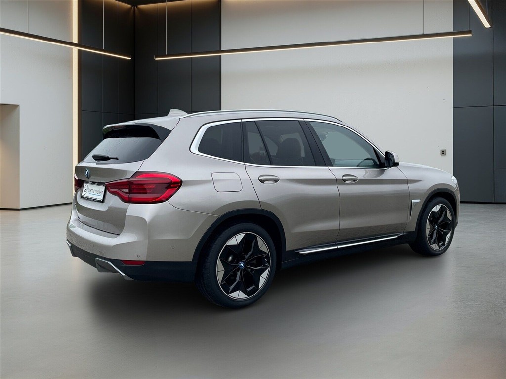 BMW iX3 Charged Plus billede 4