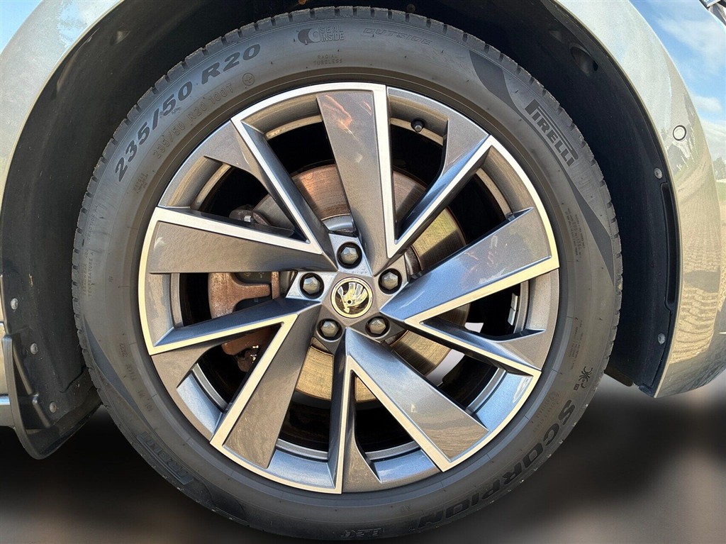 Skoda Enyaq Sportline billede 6