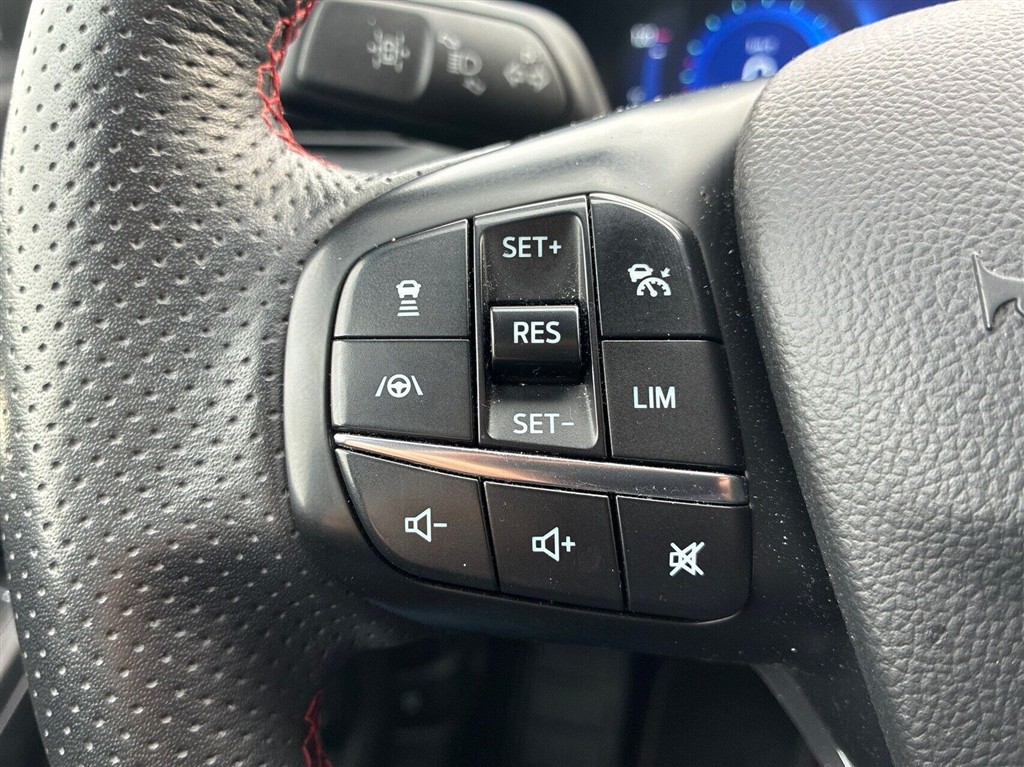 Ford Kuga ST-Line X billede 14