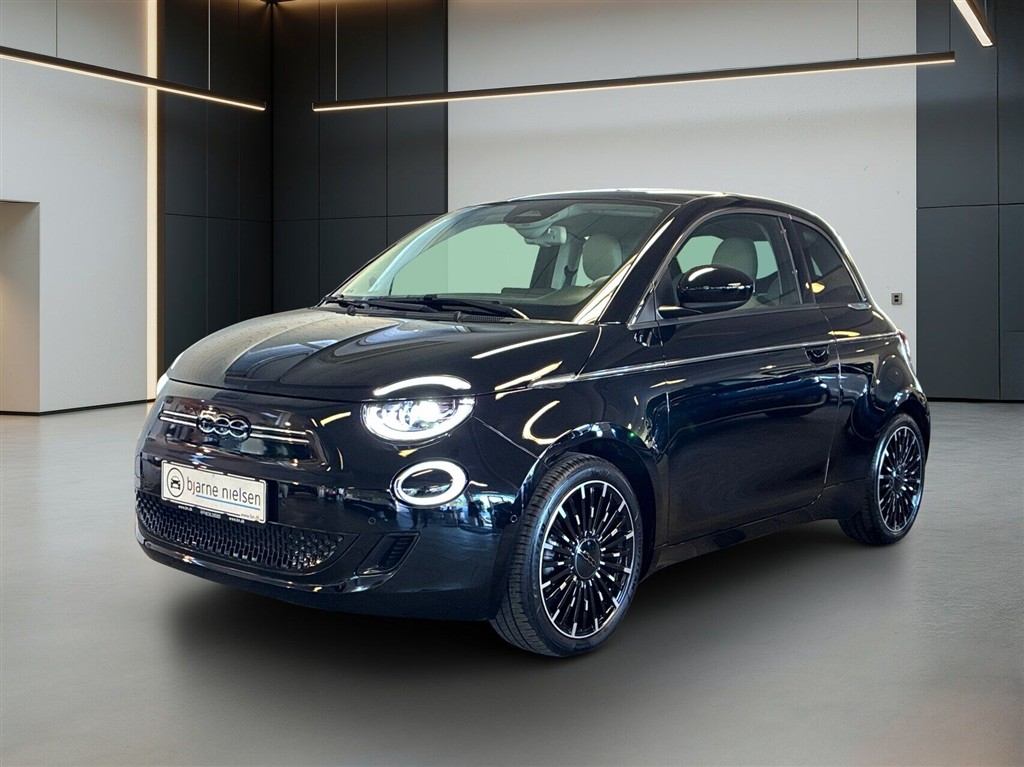 Fiat 500e La Prima