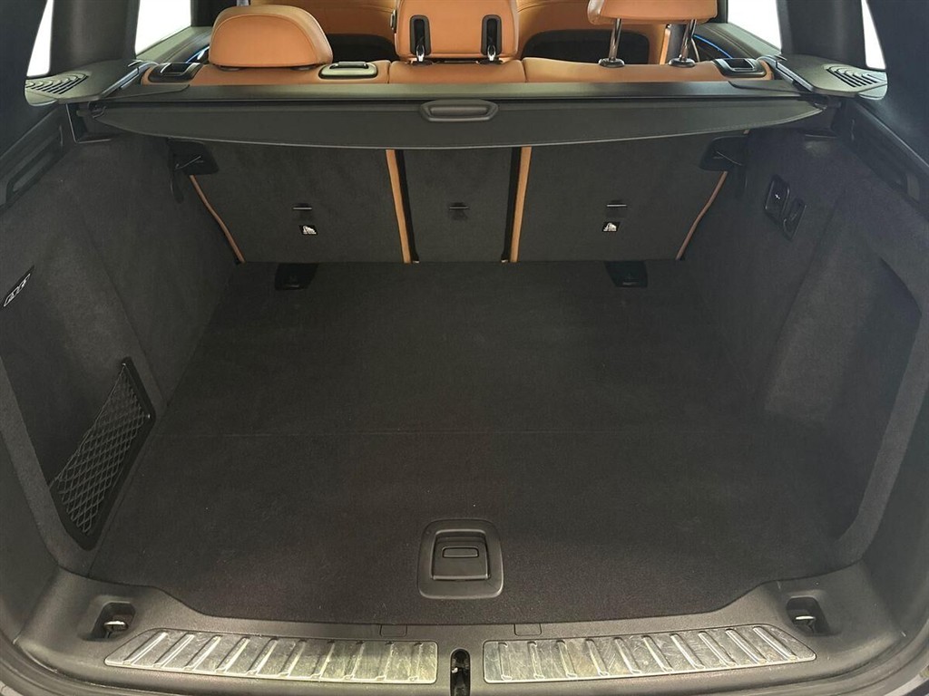 BMW iX3 M-Sport Charged billede 12