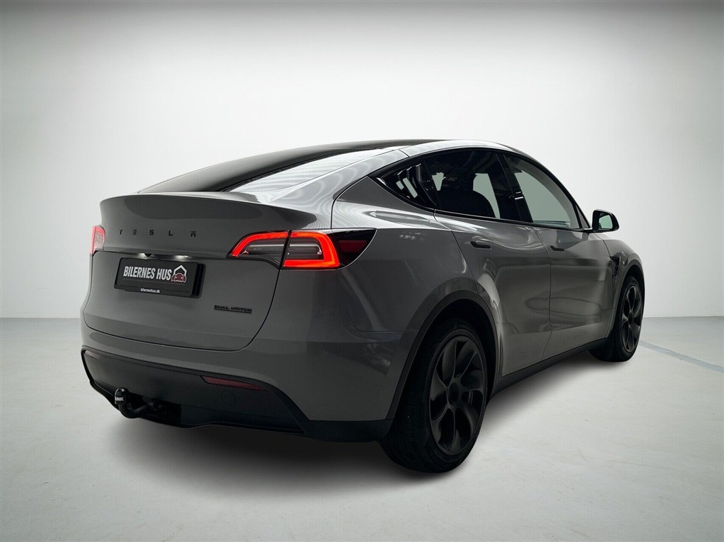 Tesla Model Y Long Range billede 2