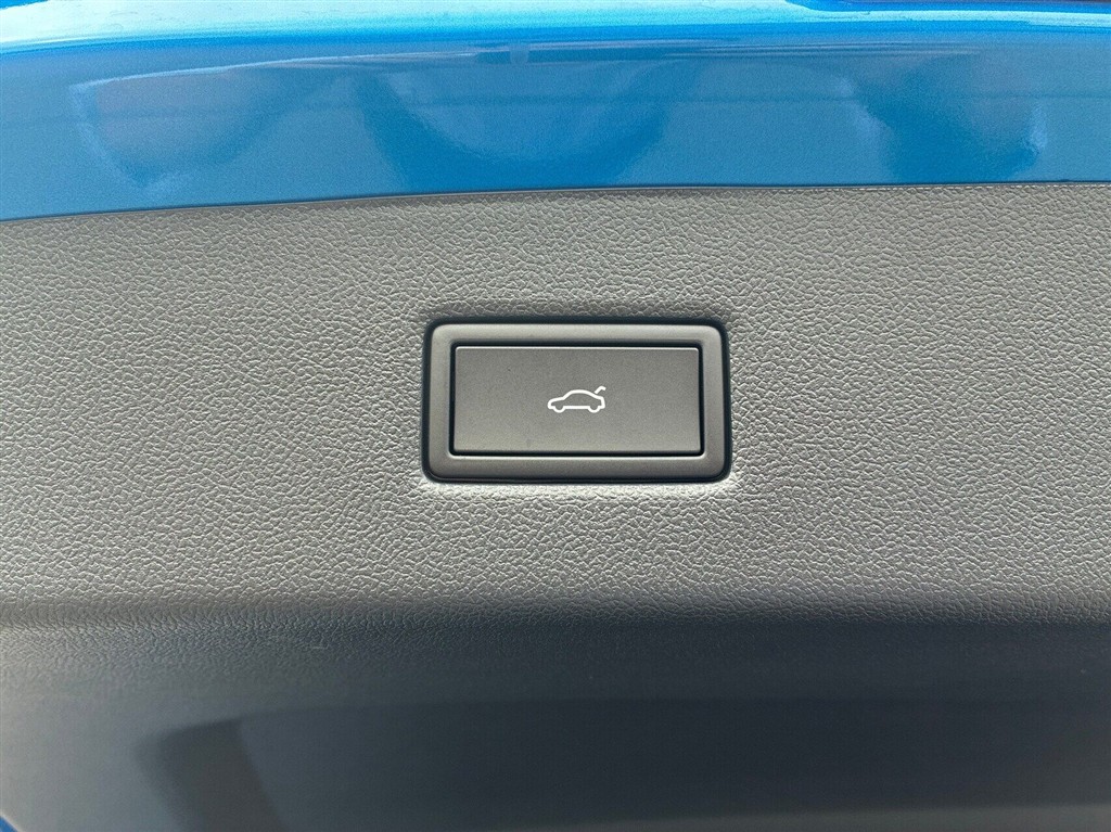 Ford Explorer UR Premium billede 15