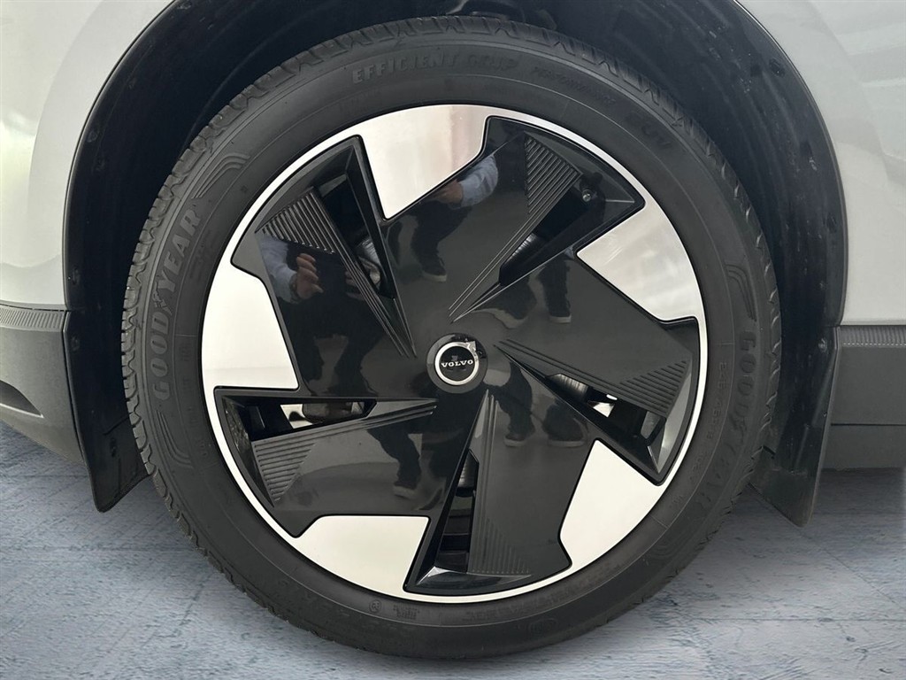 Volvo EX30 Plus billede 10