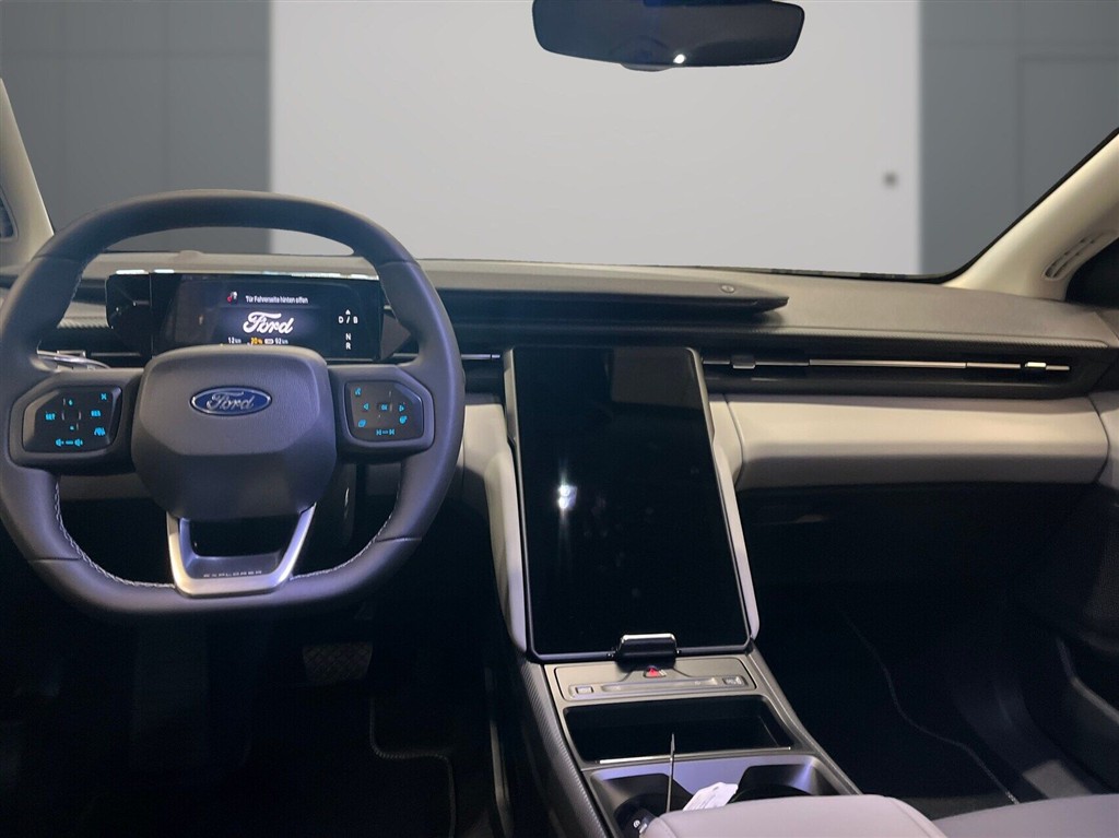 Ford Explorer UR Premium billede 13