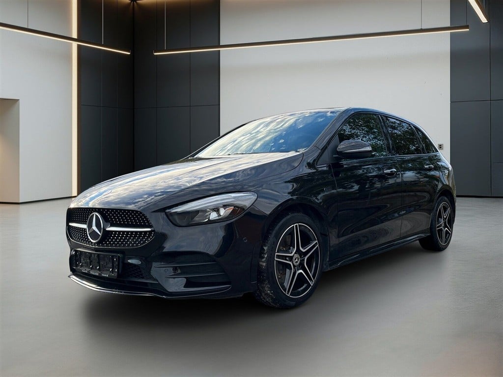 Mercedes-Benz B250 e AMG Line