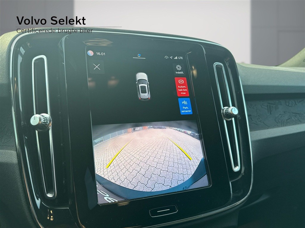 Volvo XC40 Plus billede 7