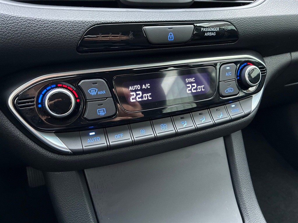 Hyundai i30 Essential billede 20