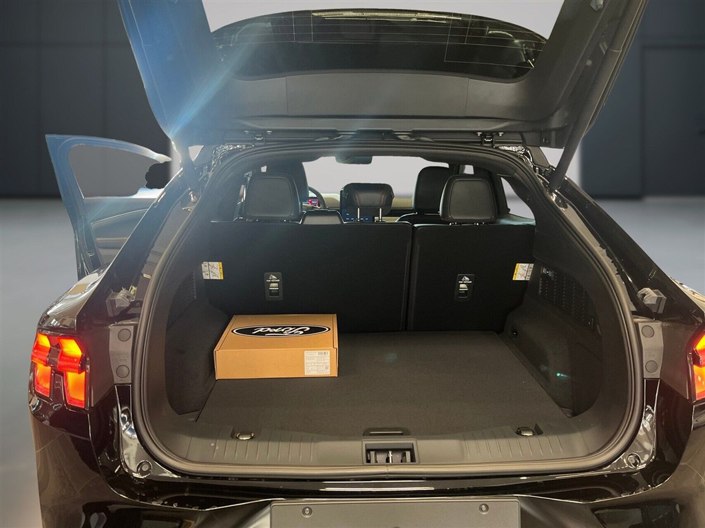 Ford Mustang Mach-E UR Premium billede 13