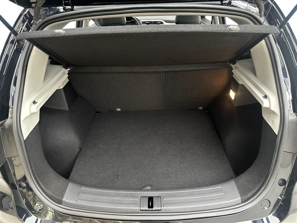MG ZS EV Luxury billede 14