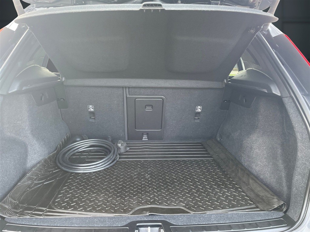 Volvo XC40 Plus billede 8